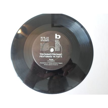 7" 1990. TECHNOTRONIC. FEATURING YA KID K. ROCKIN OVER THE BEAT. SWANYARD SYR 14