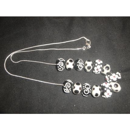 13 handcrafted artisan black & white flower and dot glass bead necklace