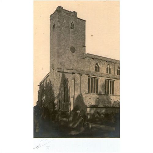 NICE PRINTED POSTCARD DEERHURST CHURCH GLOUCESTERSHIRE (153)