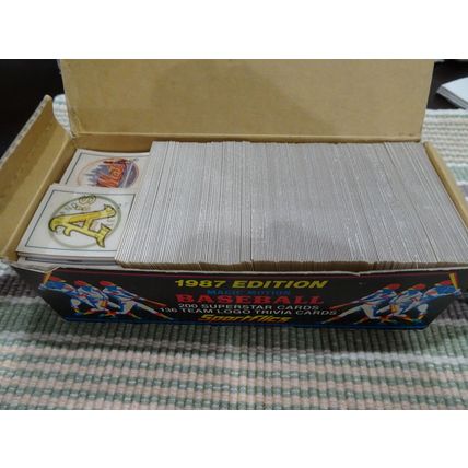1987 Sportflics Factory Set (200) Base Cards & (136) Team Logo Trivia Cards
