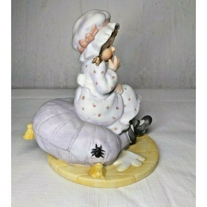 Little Miss Muffet Figurine "The Good Co." Adorable Collectible! NIB Never Displ