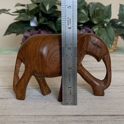 Vintage Solid Teak Hand Carved Wooden Elephant Sculpture Wood Figurine 5.5”x3.5”