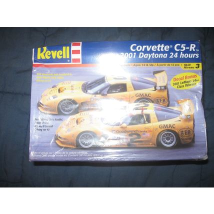 REVELL 1/24 CORVETTE C5-R 2001 Daytona 24 Hours race car SEALED