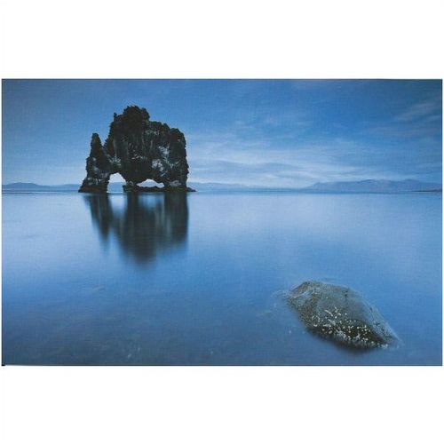 Frimerkjasalan: Hvitserkur in Hunafloi Bay.