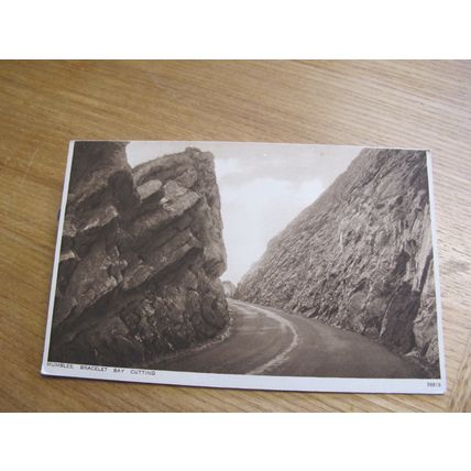 Photochrom Postcard - Bracelet Bay Cutting, Mumbles - Swansea Bay, Glamorgan