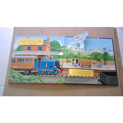 THOMAS & FRIENDS - 2 Book Bundle: Hooray for Thomas! & Railway Race Day (H/Bs)