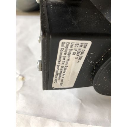 NEW 1-1/2" NPT KROM SCHRODER VG 40TN01NQ93 GAS SOLENOID VALV E,120VAC 410432,DG