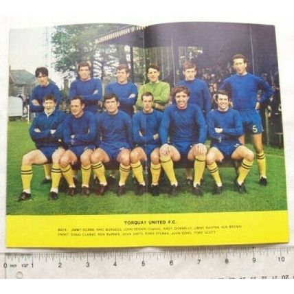 1968 Football League Review Vol. 2 No. 38 Torquay Utd