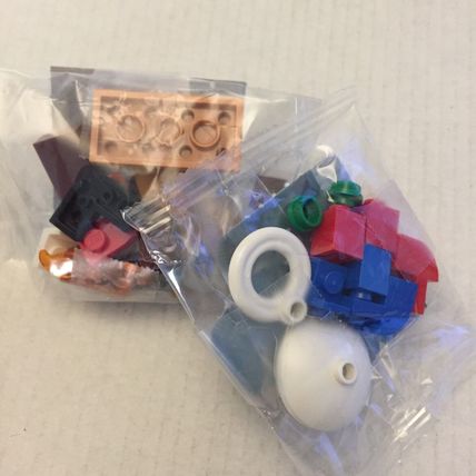 NEW Marvel Lego Spider-Man Fireplace & Candy Cane Mini Sets