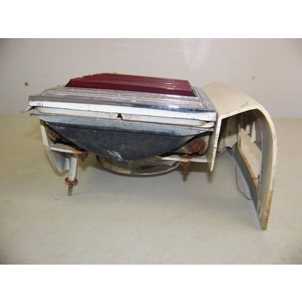 1983 FORD CROWN VICTORIA RH TAILLIGHT W/ QUARTER EXTENSION OEM #1AB-5428058