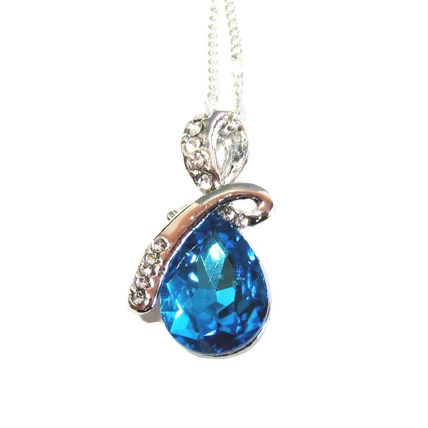 Silver Aquamarine Turquoise Blue Rhinestone Diamante Crystal Pendant Necklace