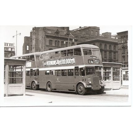 Black & White Photograph of Manchester Corporation Transport - JNA 466