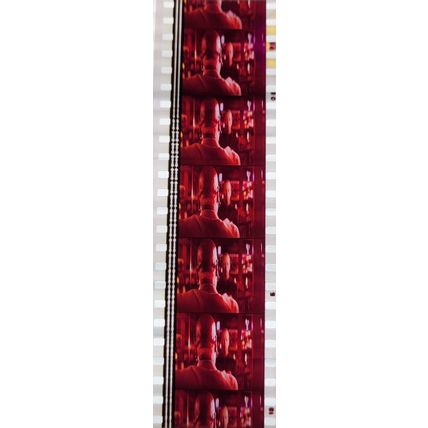 Pulp Fiction. Pk VXM - C075w. 1 STRIP OF 5 - 35MM FILM CELLS PK VXM