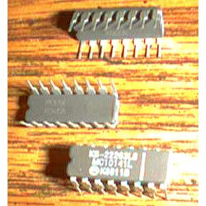 Lot of 25: Motorola MC10141L