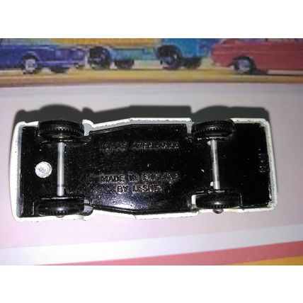 Matchbox - No14 Bedford Ambulance - replica / copy box -
