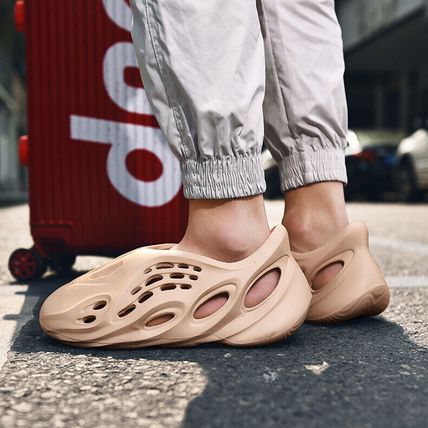 Non Slip Slides Slippers Clogs Closed-toe Garden Shoes Outdoor Sandals Beach Sho