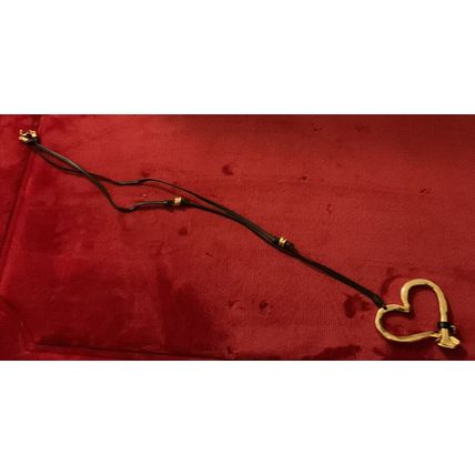 A Sweet Beautiful UNOde50 Heart Charm Long Necklace