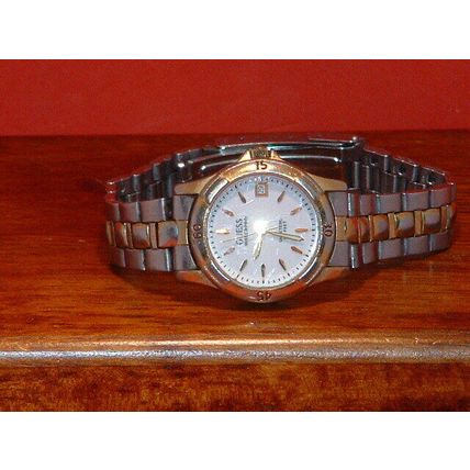 Pre-Owned Women’s Guess Waterpro Date Sport Analog Watch