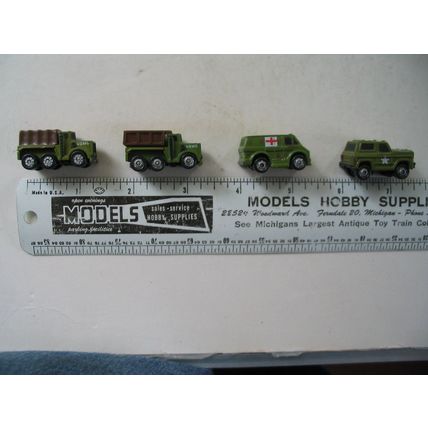 N Scale Mixed Manufacturer Military-Antique Car Lot of 9 4287