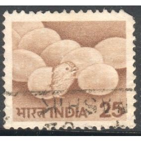 India stamps 1979 - SG 925a - 25p brown - Chick hatching from egg - used