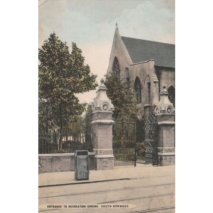 Entrance to Recreation Ground South Northwood Surrey Postcard (SY77689)