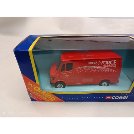 CORGI 58404 PARCELFORCE VAN ( PRE-OWNED)