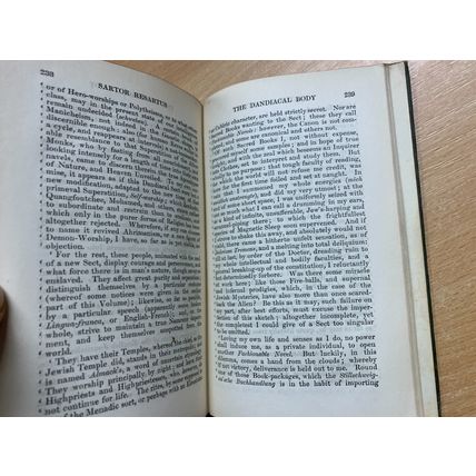 1906 "SARTOR RESARTUS" THOMAS CARLYLE ANTIQUE SMALL HARDBACK BOOK (P2)