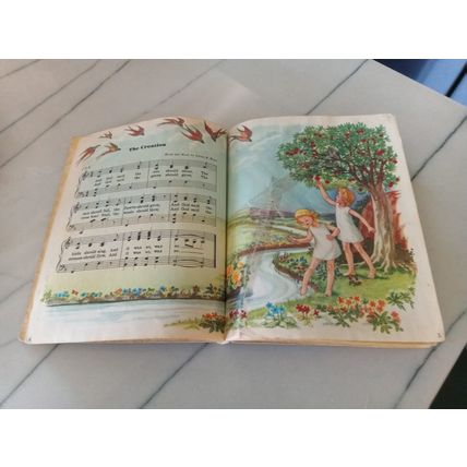 Old Vintage Original Little Golden Book Of Hymns (H) Eighth Edition 1947