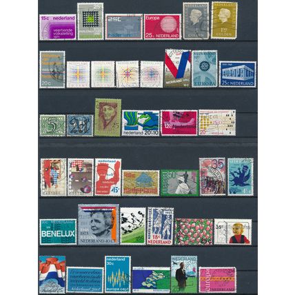 562 Stamp Selection - Netherlands - Used Hinged