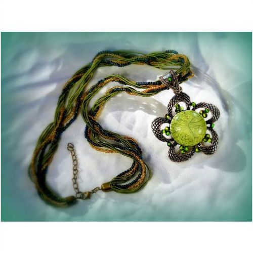 Retro Antiqued Green Star Crystal Pendant Seed Bead Necklace Jewellery 724