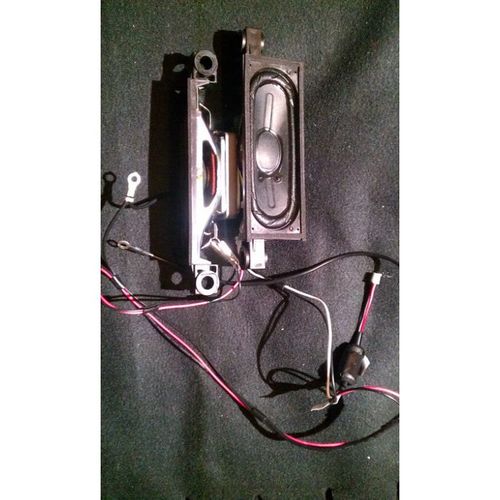 Sony KDL-40R470A Speaker set. 57020RY00-539-G / 57020SN00-539-G