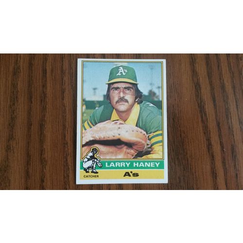 1976 Topps Card # 446 Larry Haney Very Good-Excellent (4) Oakland Athletics