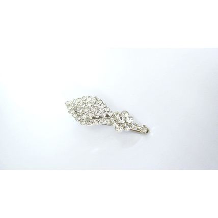 Small clear crystal oval flower alligator hair clip for fine thin hair