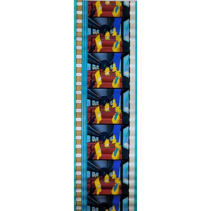Simpsons Movie. Pk GEB - a010J . 1 STRIP OF 5 - 35MM FILM CELLS
