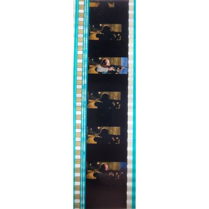 DARK KNIGHT RISES PK MTP b039M . 1 STRIP OF 5 - 35MM - FILM CELLS