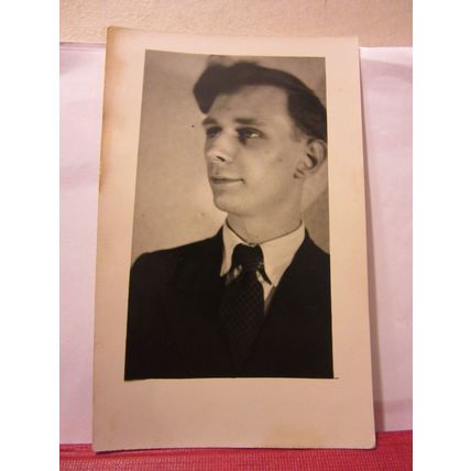 UNKNOWN CHAP vintage photograph =
