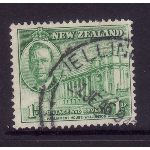 NEW ZEALAND 1946 SG 668 1d GREEN PARLIAMENT HOUSE FINE USED#4