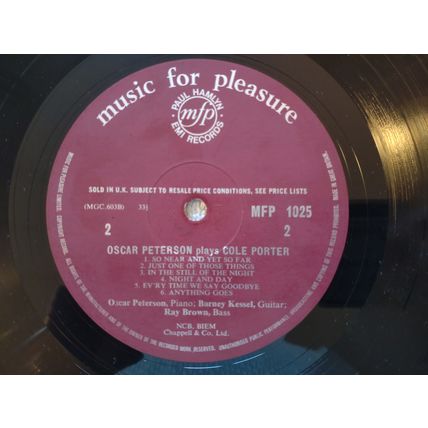 OSCAR PETERSON – PLAYS COLE PORTER - 12" ALBUM