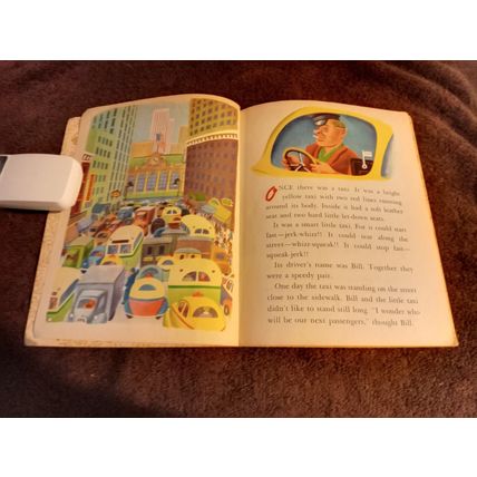 Little Golden Book The Taix That Hurried By Lucy Mitchell (Q) Edition 1972