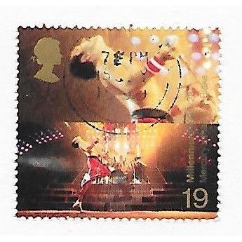 GB 1999 2000 MILLENNIUM FREDDIE MERCURY POP STAR ROCK 19p USED DATED COPY