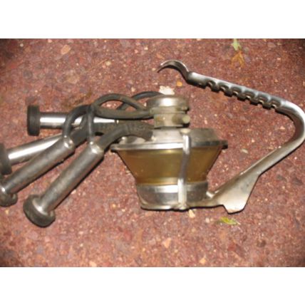 SURGE MILKER WITH PULSATER STAINLESS STEEL Cow Goat Milking