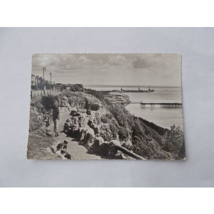 FOLKESTONE /DEAL X 2 UNUSED / X 4 POST O.SEAS (18/01)