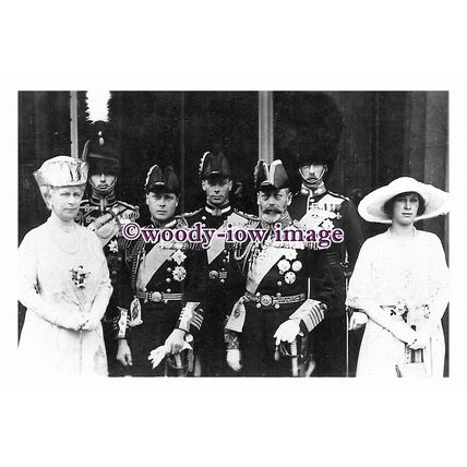 rs0083 - King George V , Queen Mary & Family - print