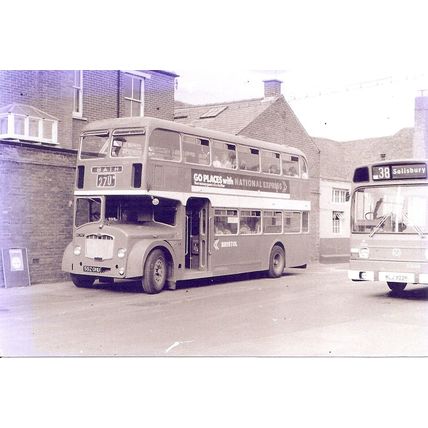 Black & White Photograph of Bristol Omnibus Co. Ltd. - 552 OHU