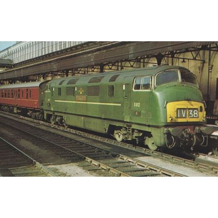 Class 42 Warship no D812 Train at Exeter St Davids Station Postcard