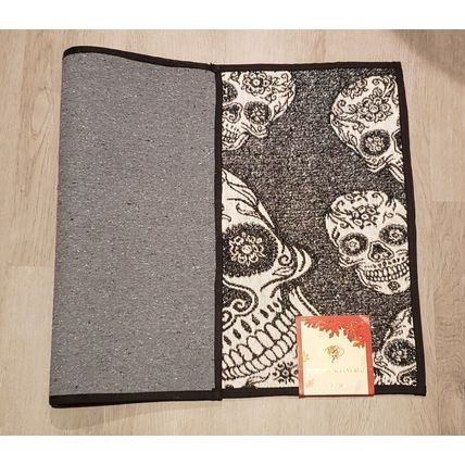 HALLOWEEN DAY OF THE DEAD SUGAR SKULL SHINY TAPESTRY THROW AREA DOOR RUG MAT~NEW