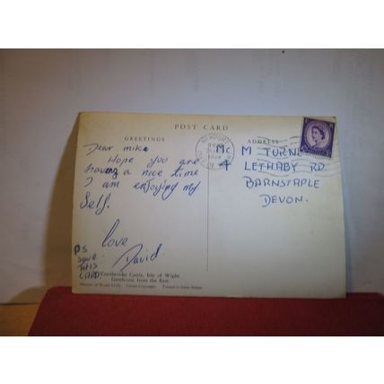 GATEHOUSE, CARISBROOKE CASTLE, ISLE OF WIGHT.used vintage postcard RP 1959 pm =