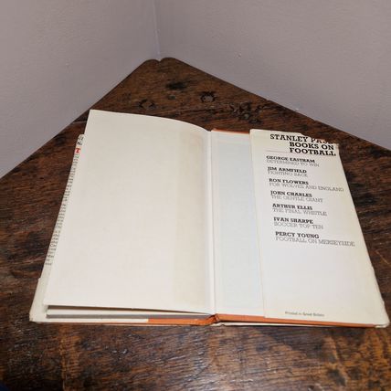 United We Stand Noel Cantwell Hardback Dustcover 1965