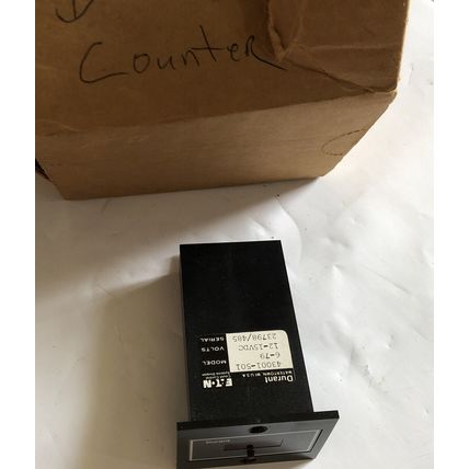 new Durant 43001-501,12-15VDC 5-Digit Counter,AA