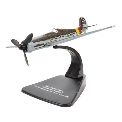 OXFORD AC028 1/72 FW TA 152 LUFTWAFFE STAB./JG 301 JOSEF KEIL GERMANY APRIL 1945